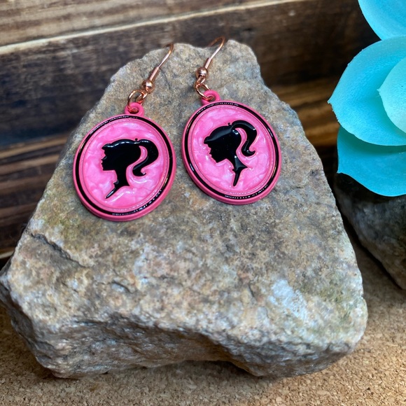 Handmade Barbie Earrings - Picture 2 of 4